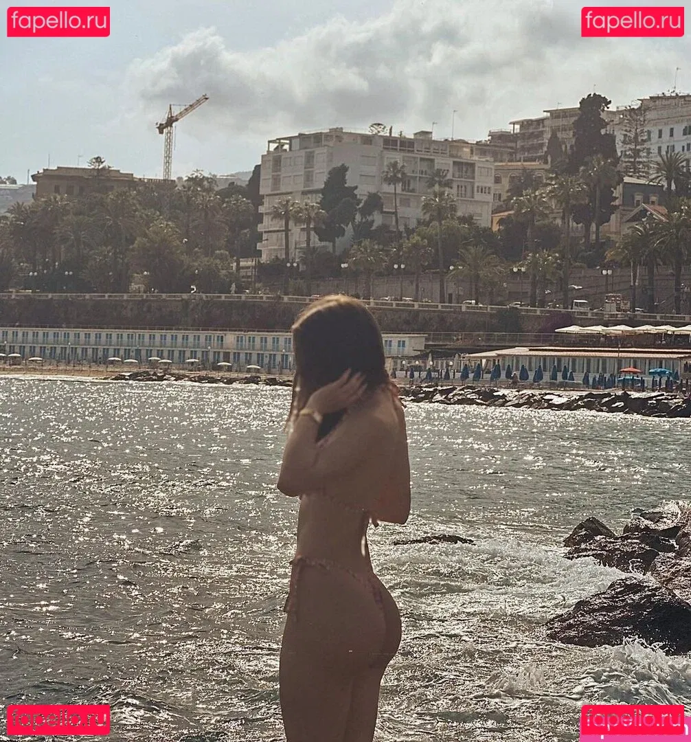 daria.nkaaaa Onlyfans Photo Gallery 