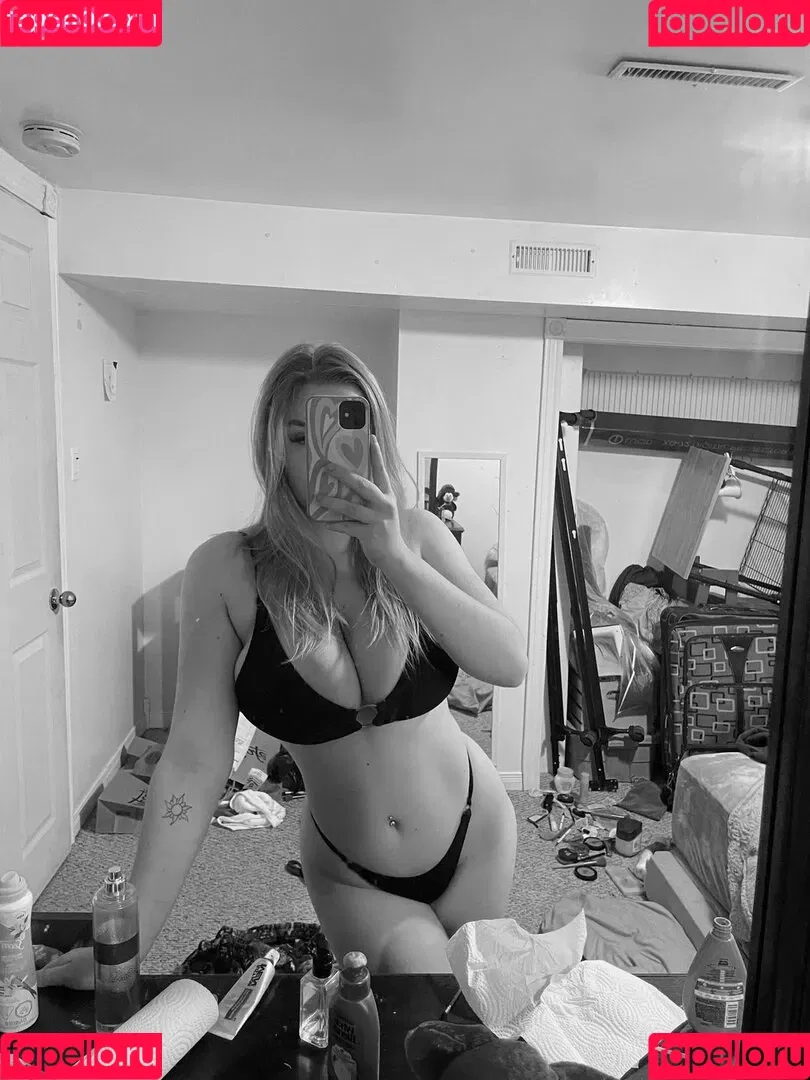 Hailey F Onlyfans Photo Gallery 