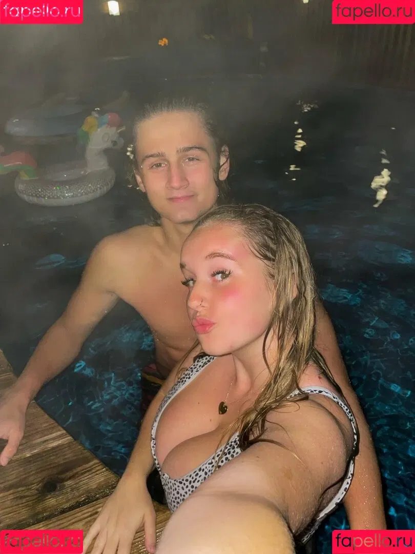 Hailey F Onlyfans Photo Gallery 