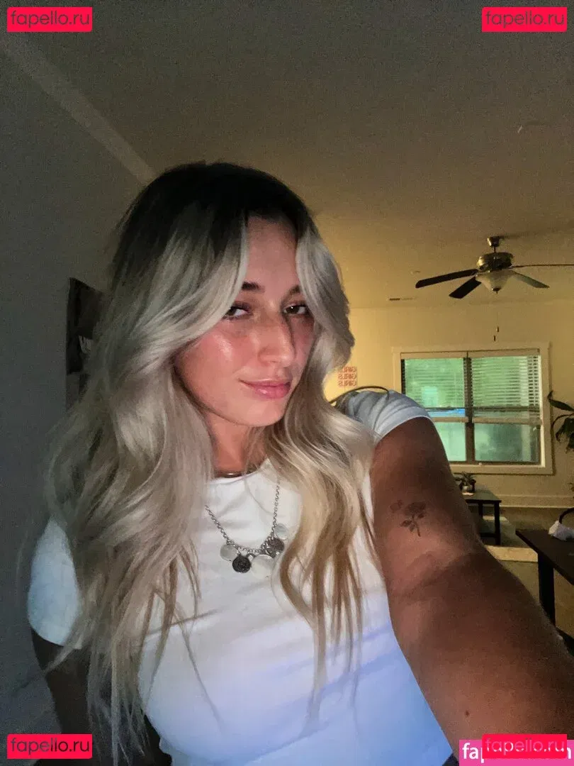 Hailey F Onlyfans Photo Gallery 