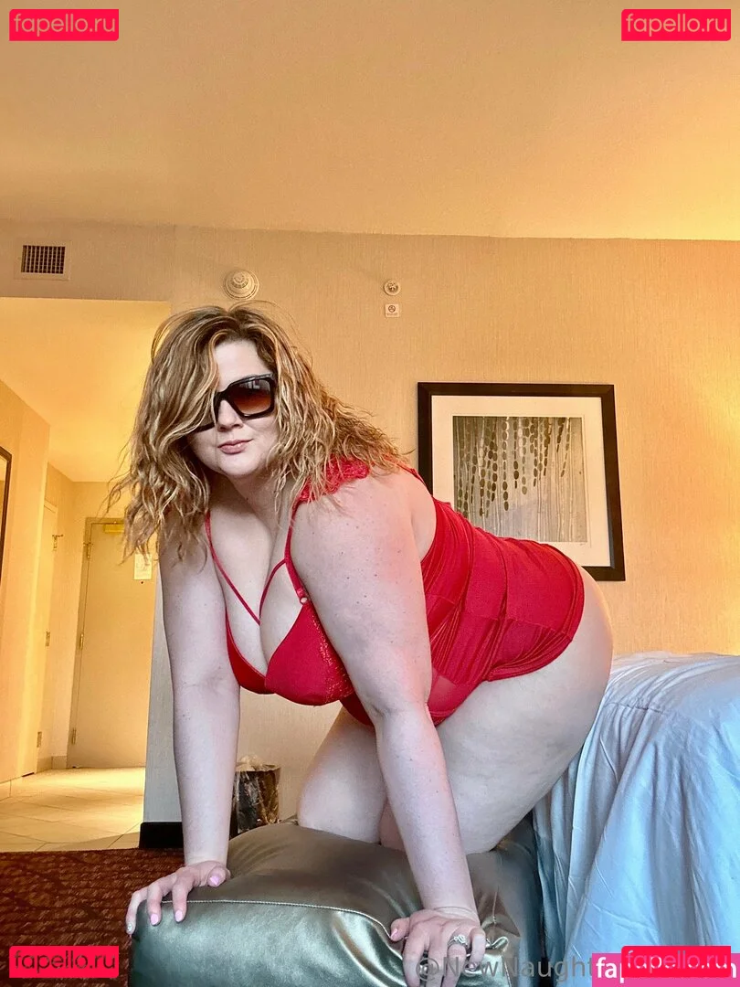 newnaughtyneighbor Onlyfans Photo Gallery 