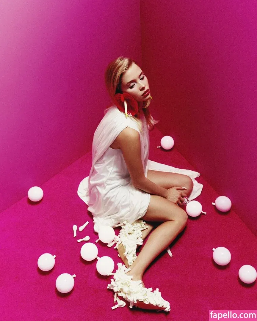 Alla Bruletova Onlyfans Photo Gallery 