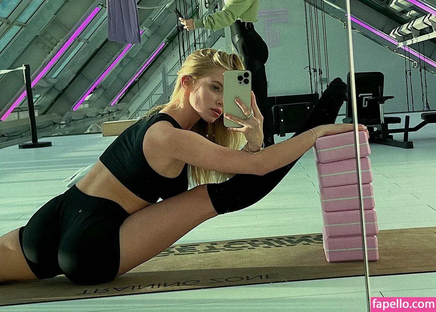 Alla Bruletova Onlyfans Photo Gallery 