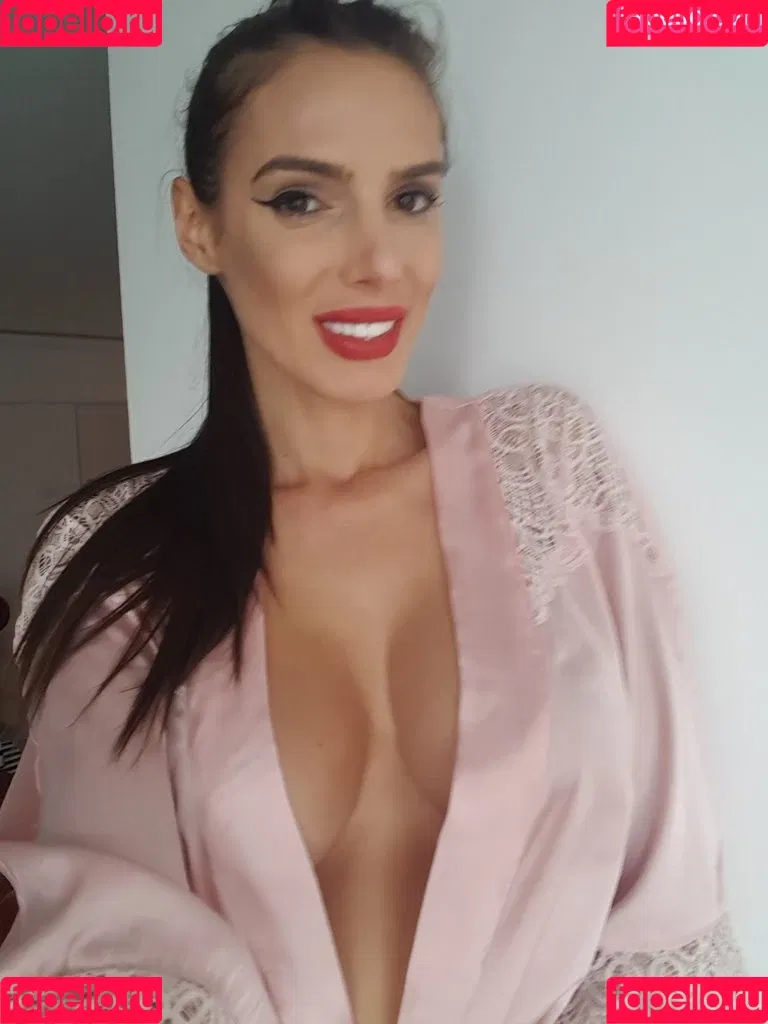 flawlesseva26 Onlyfans Photo Gallery 