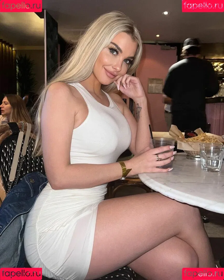Emily Sears Onlyfans Photo Gallery 