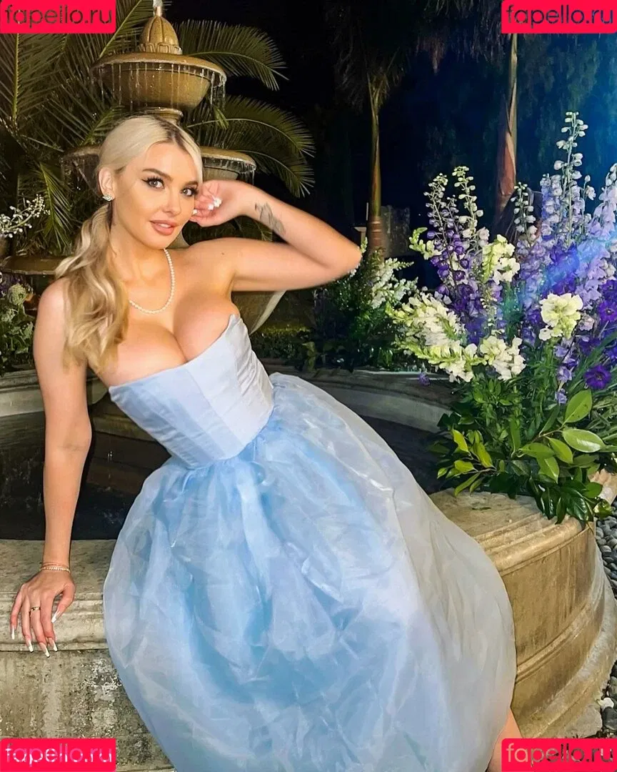 Emily Sears Onlyfans Photo Gallery 