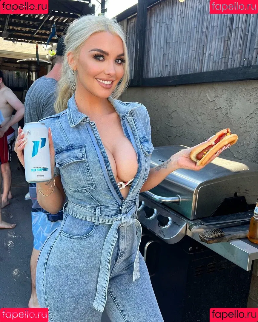 Emily Sears Onlyfans Photo Gallery 