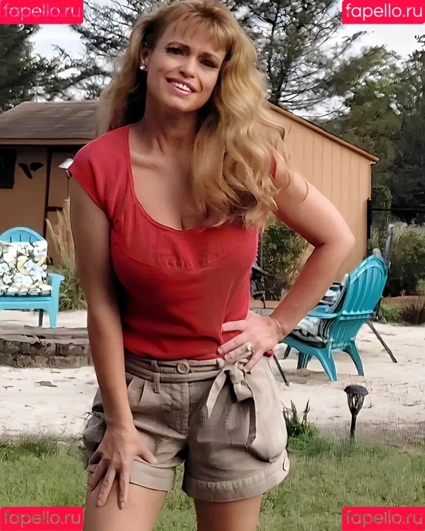 LanaRN Onlyfans Photo Gallery 