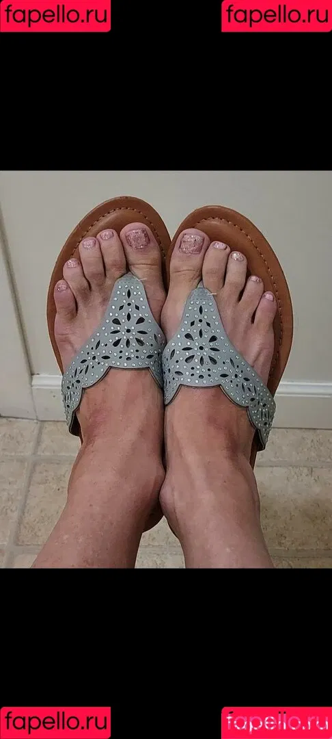 LanaRN Onlyfans Photo Gallery 