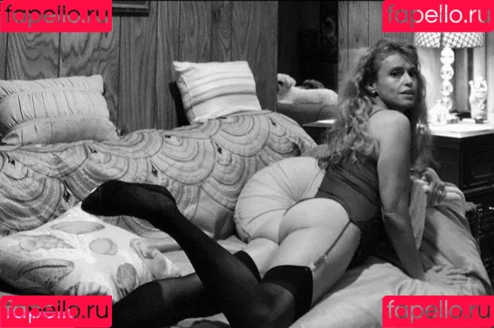 LanaRN Onlyfans Photo Gallery 