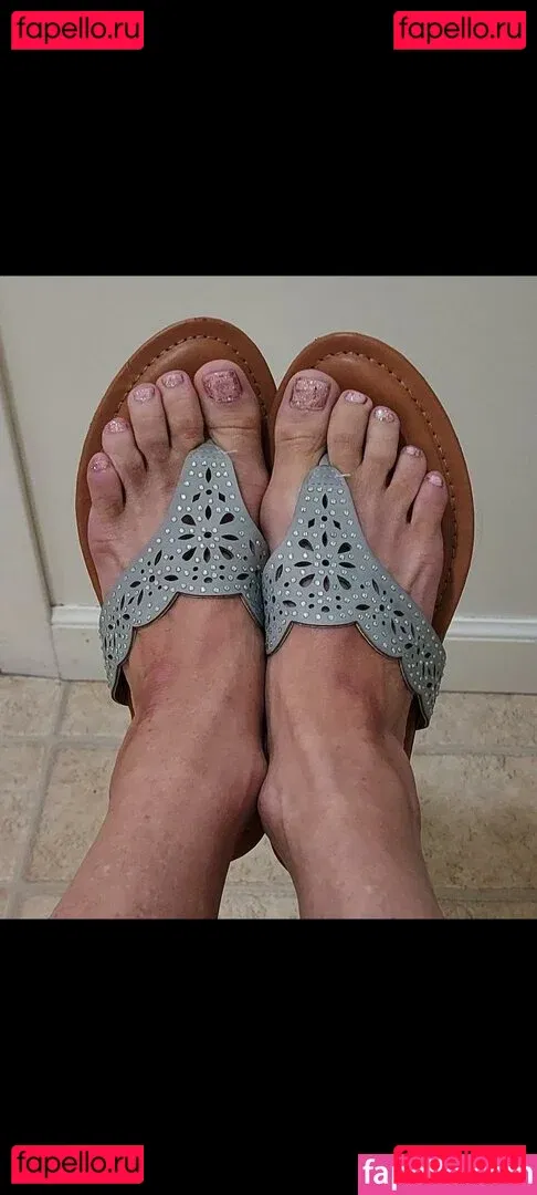 LanaRN Onlyfans Photo Gallery 