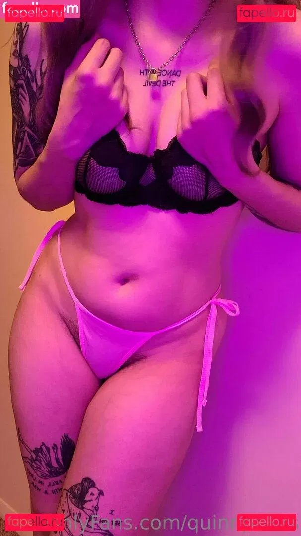 quinnpeaks Onlyfans Photo Gallery 