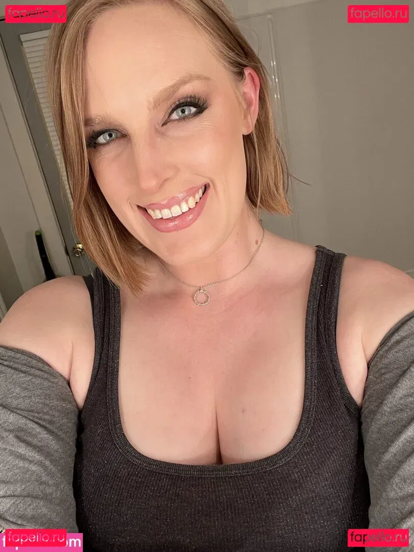 SubmittedRose Onlyfans Photo Gallery 