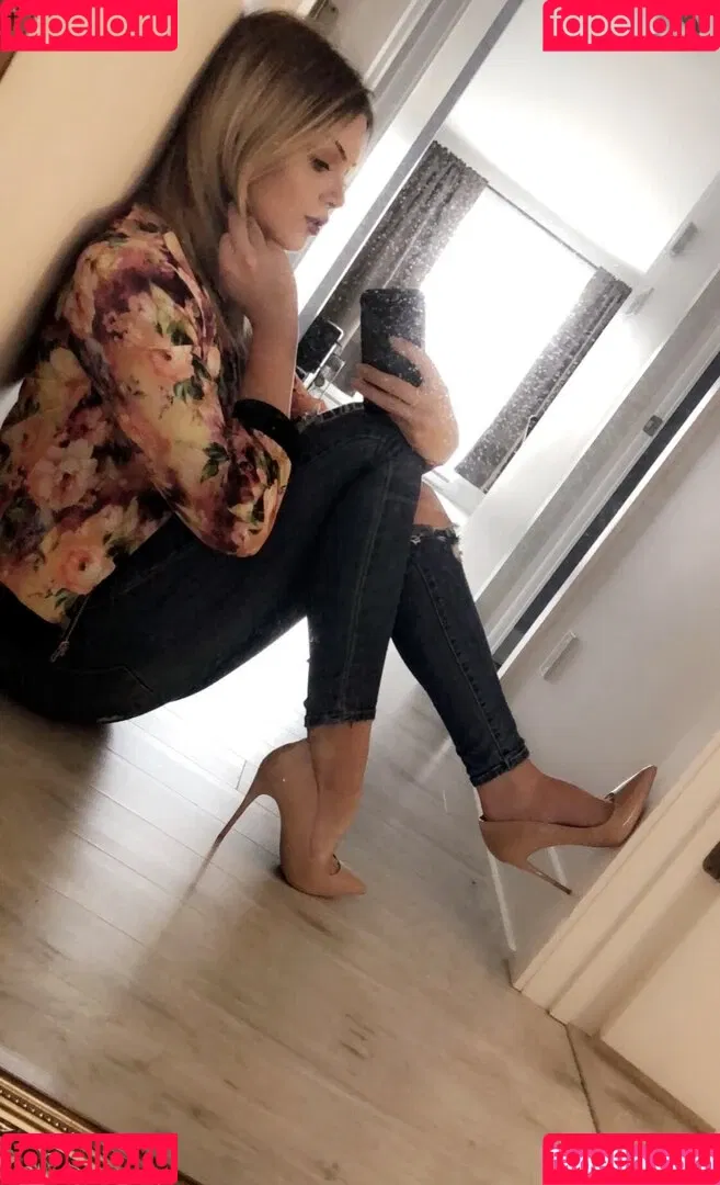 lilyadick Onlyfans Photo Gallery 