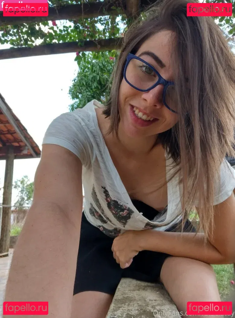 Rafaela Tuy Onlyfans Photo Gallery 