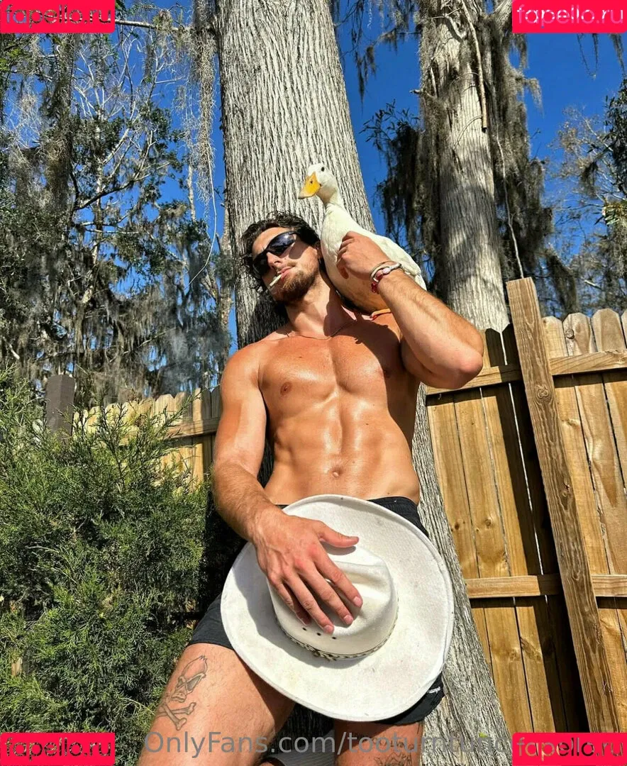 tooturntuncensored Onlyfans Photo Gallery 