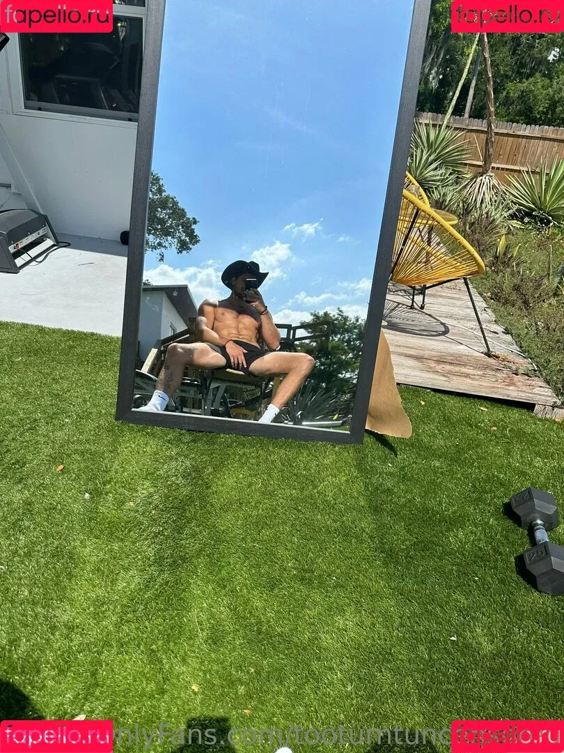 tooturntuncensored Onlyfans Photo Gallery 