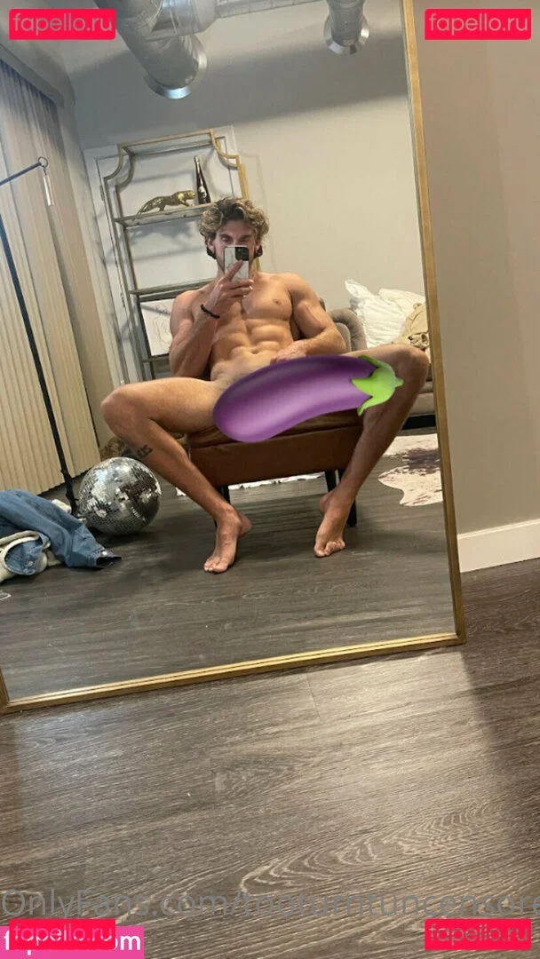 tooturntuncensored Onlyfans Photo Gallery 