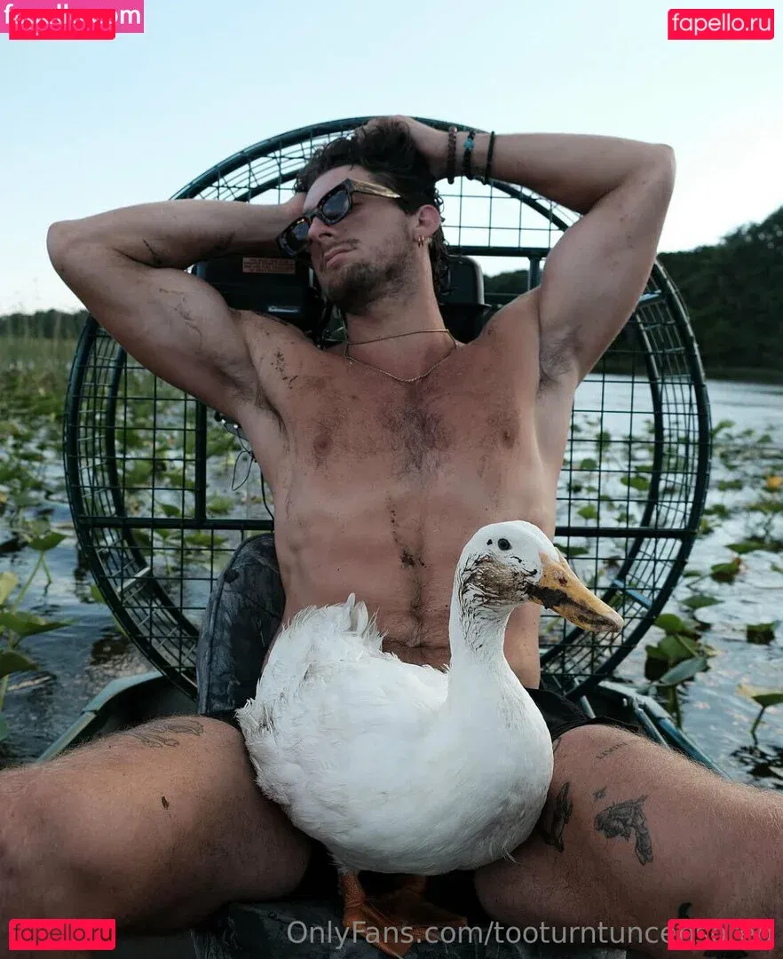 tooturntuncensored Onlyfans Photo Gallery 