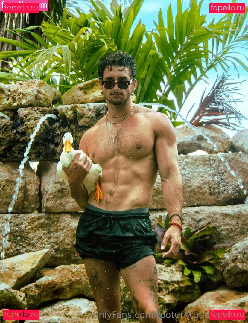 tooturntuncensored Onlyfans Photo Gallery 