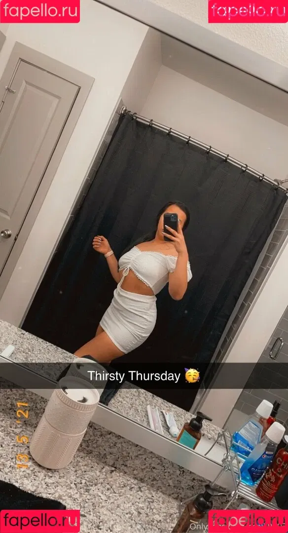 ccalii9403 Onlyfans Photo Gallery 
