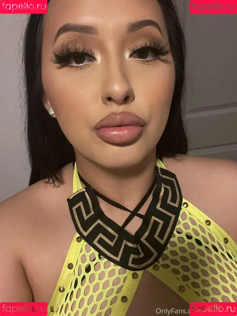 ccalii9403 Onlyfans Photo Gallery 