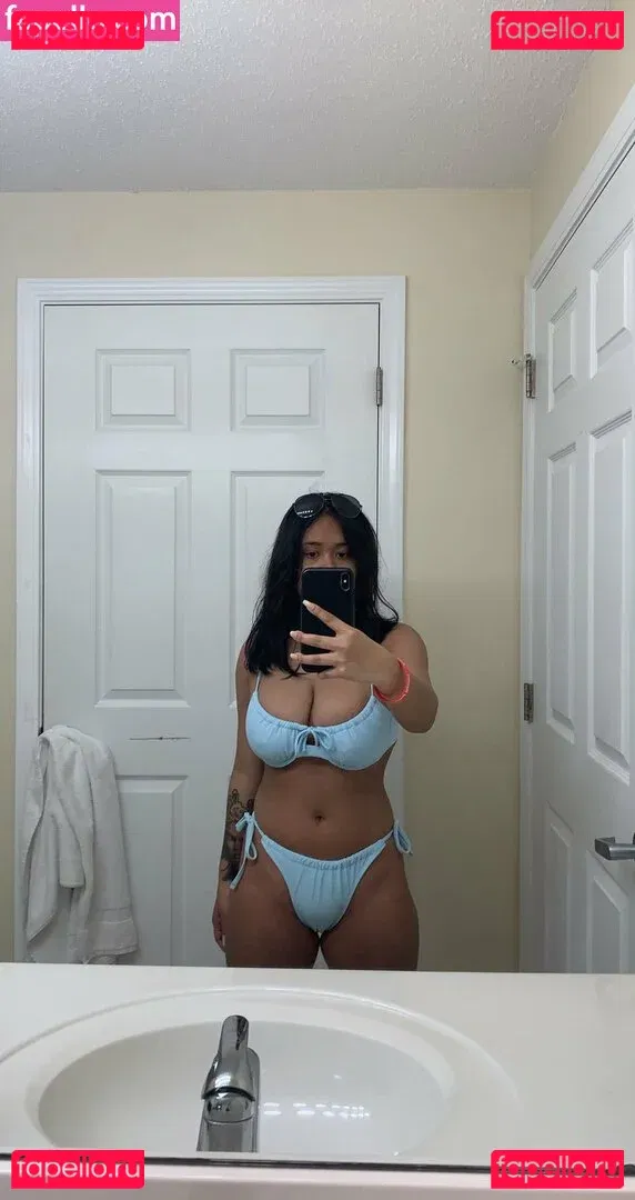 Oyasia Onlyfans Photo Gallery 