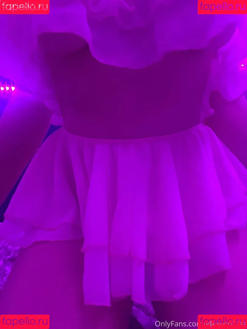 elkesophiaa Onlyfans Photo Gallery 
