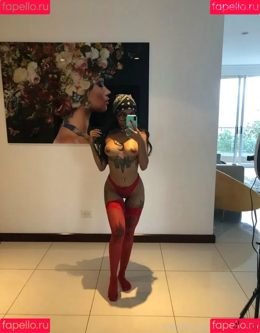 bbykhalifaa Onlyfans Photo Gallery 