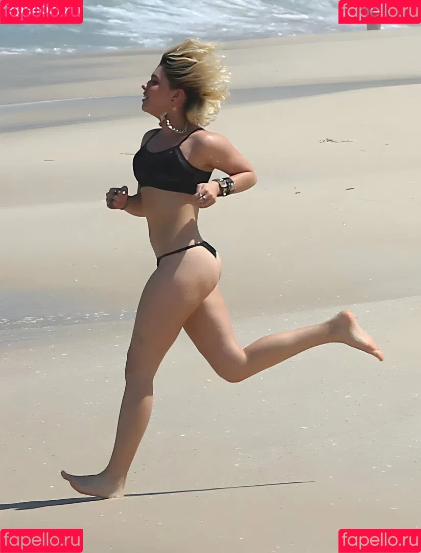 Bruna Linzmeyer Onlyfans Photo Gallery 