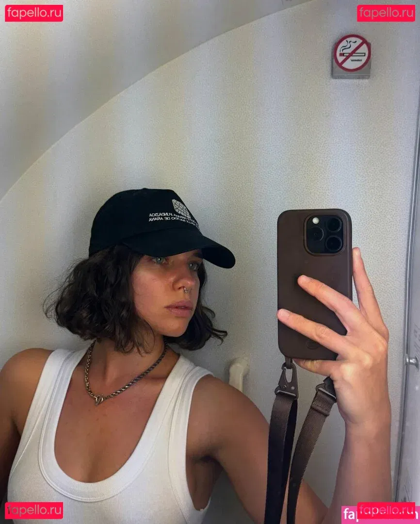 Bruna Linzmeyer Onlyfans Photo Gallery 