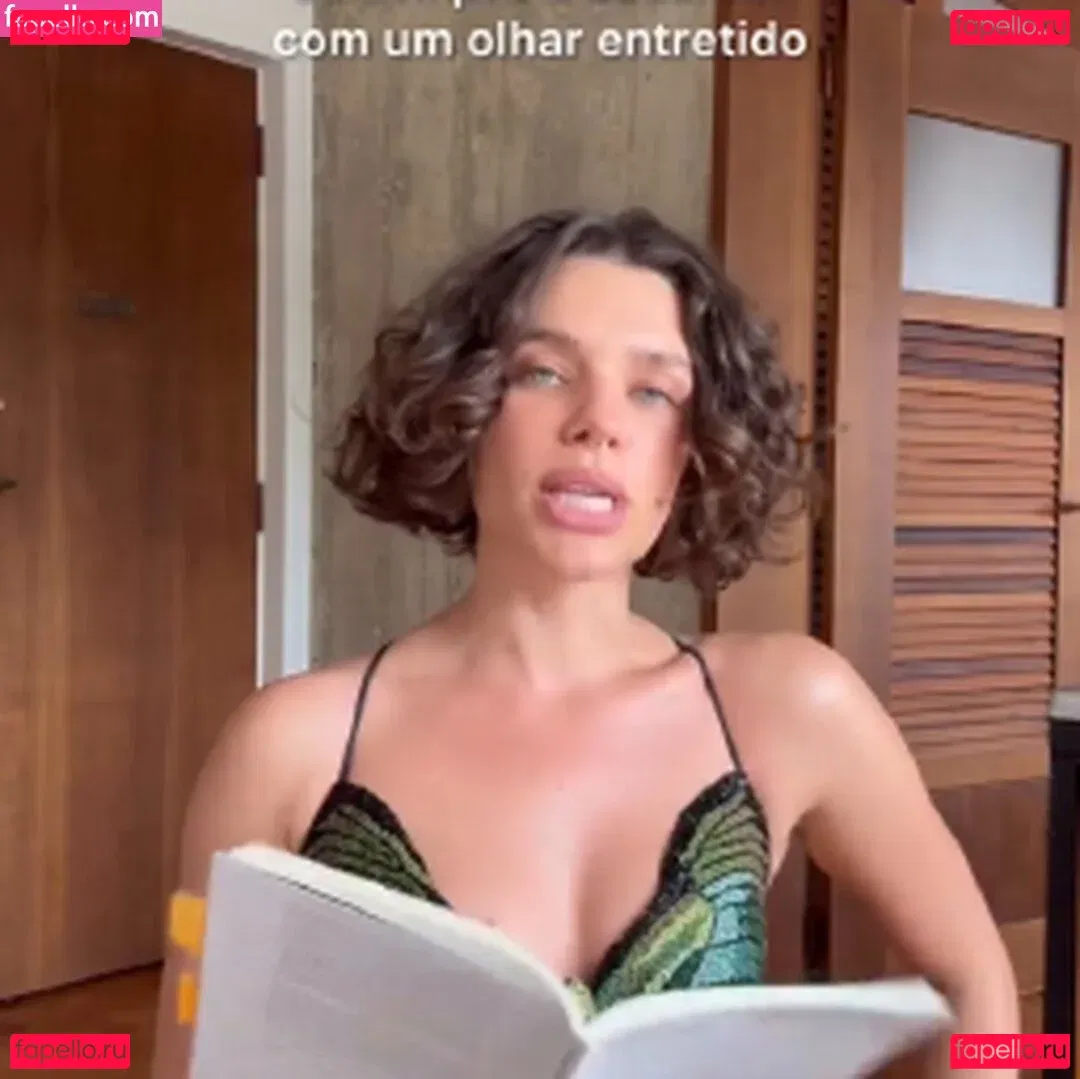 Bruna Linzmeyer Onlyfans Photo Gallery 