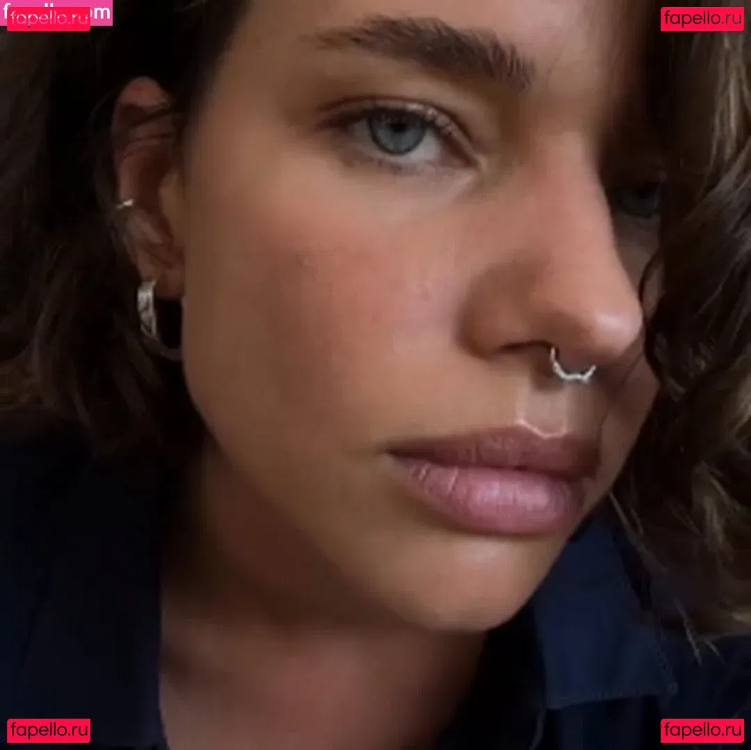 Bruna Linzmeyer Onlyfans Photo Gallery 