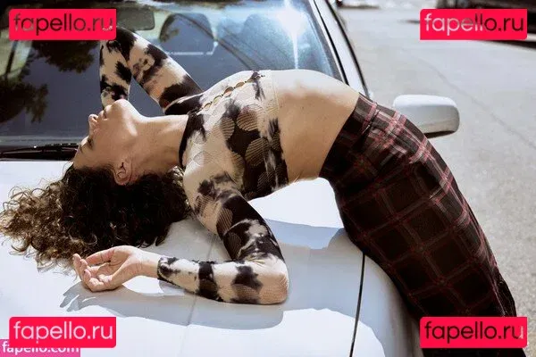 Bruna Linzmeyer Onlyfans Photo Gallery 