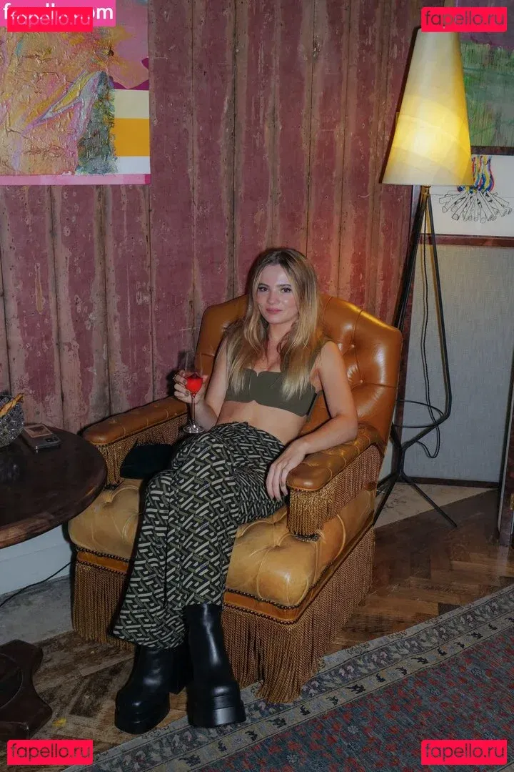 Freya A Onlyfans Photo Gallery 