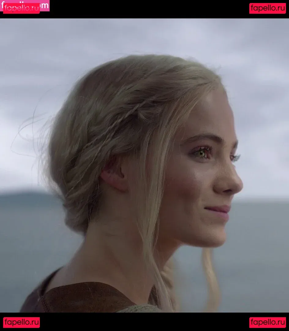 Freya A Onlyfans Photo Gallery 