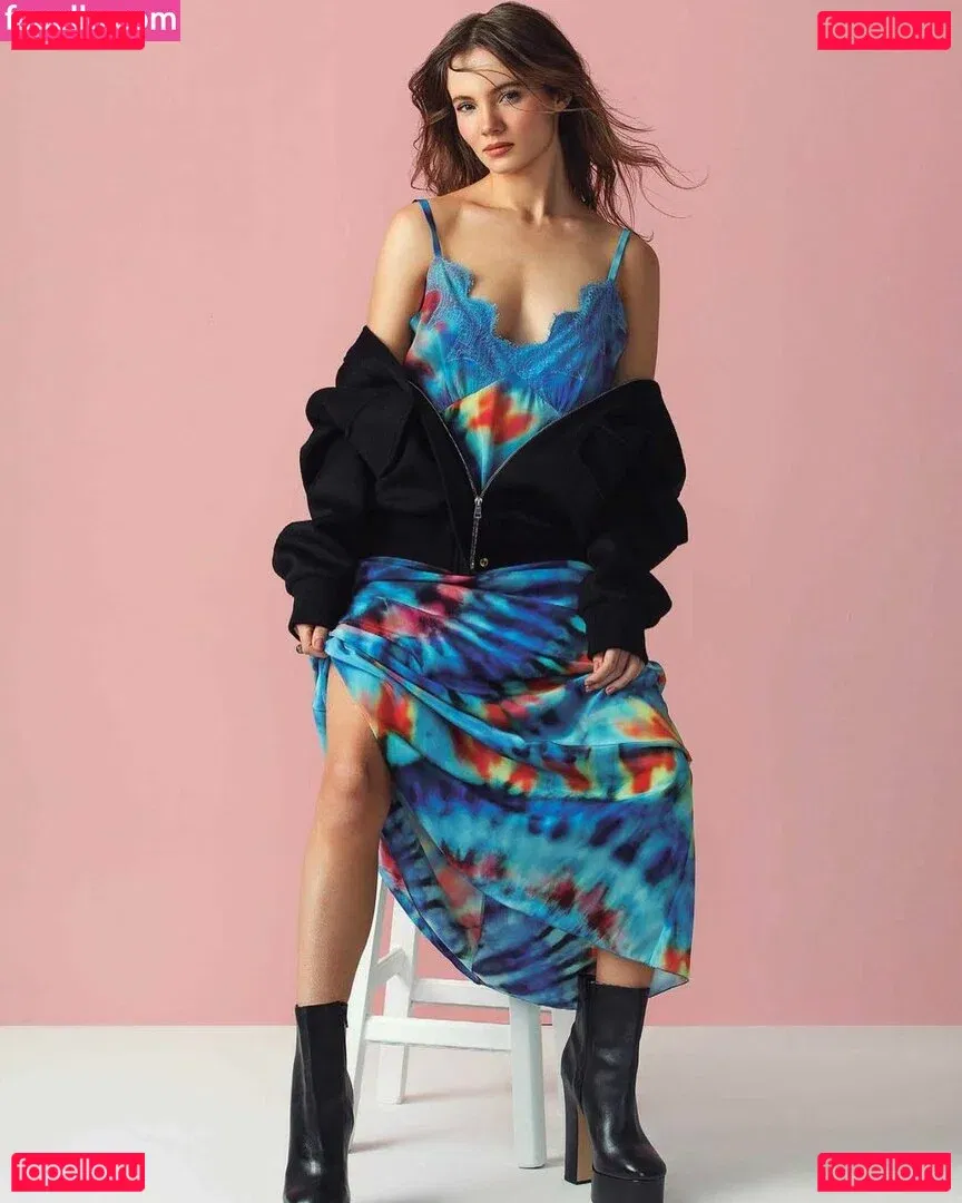 Freya A Onlyfans Photo Gallery 