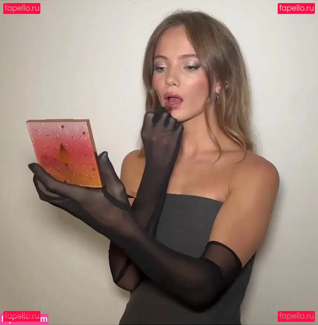 Freya A Onlyfans Photo Gallery 