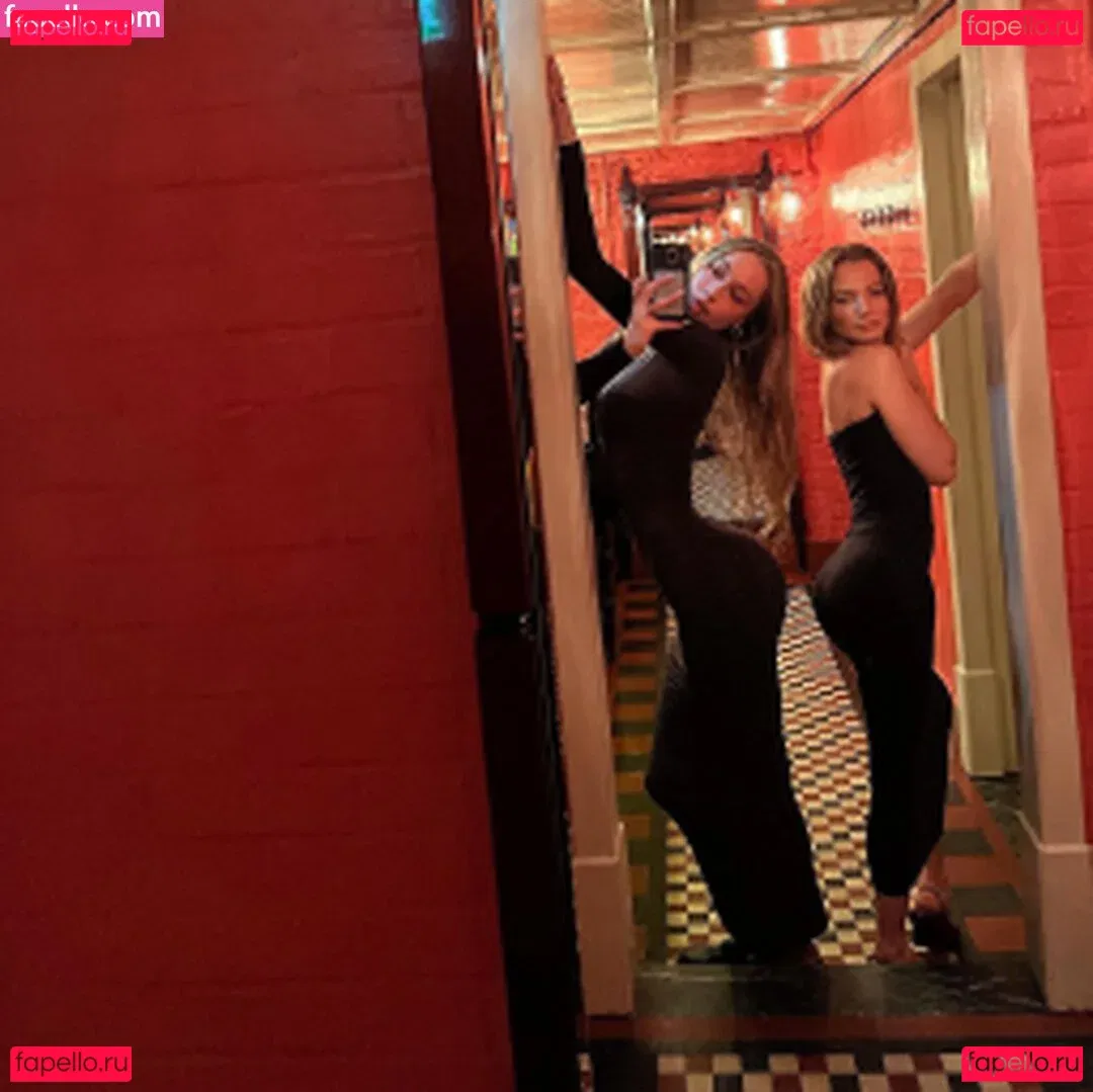 Freya A Onlyfans Photo Gallery 