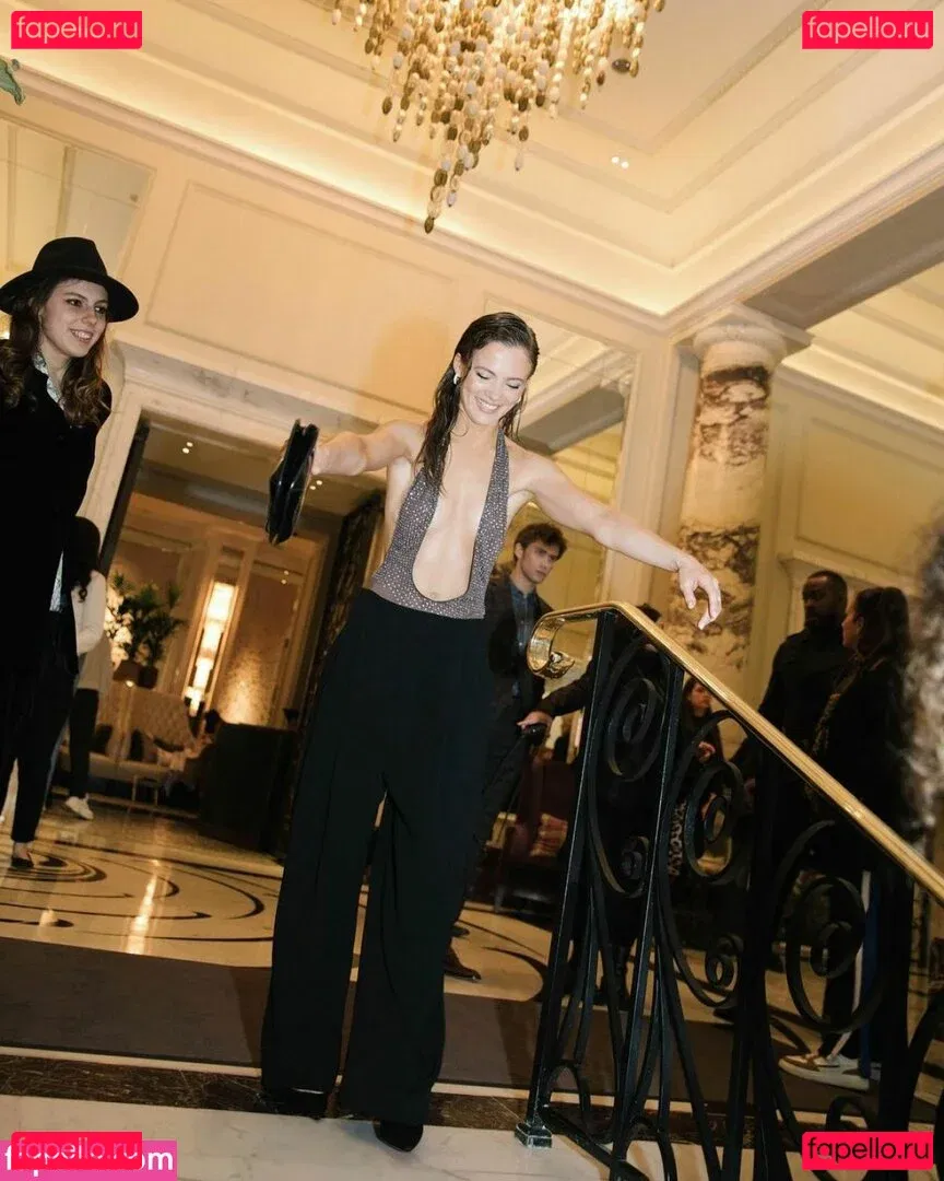 Freya A Onlyfans Photo Gallery 