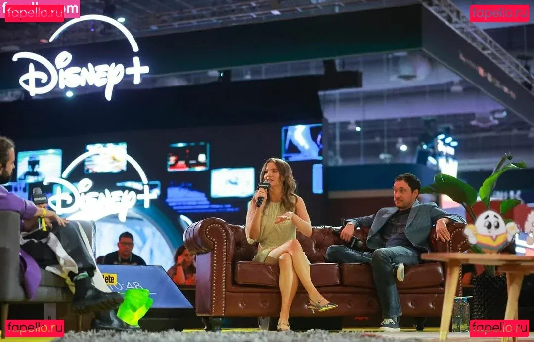 Freya A Onlyfans Photo Gallery 