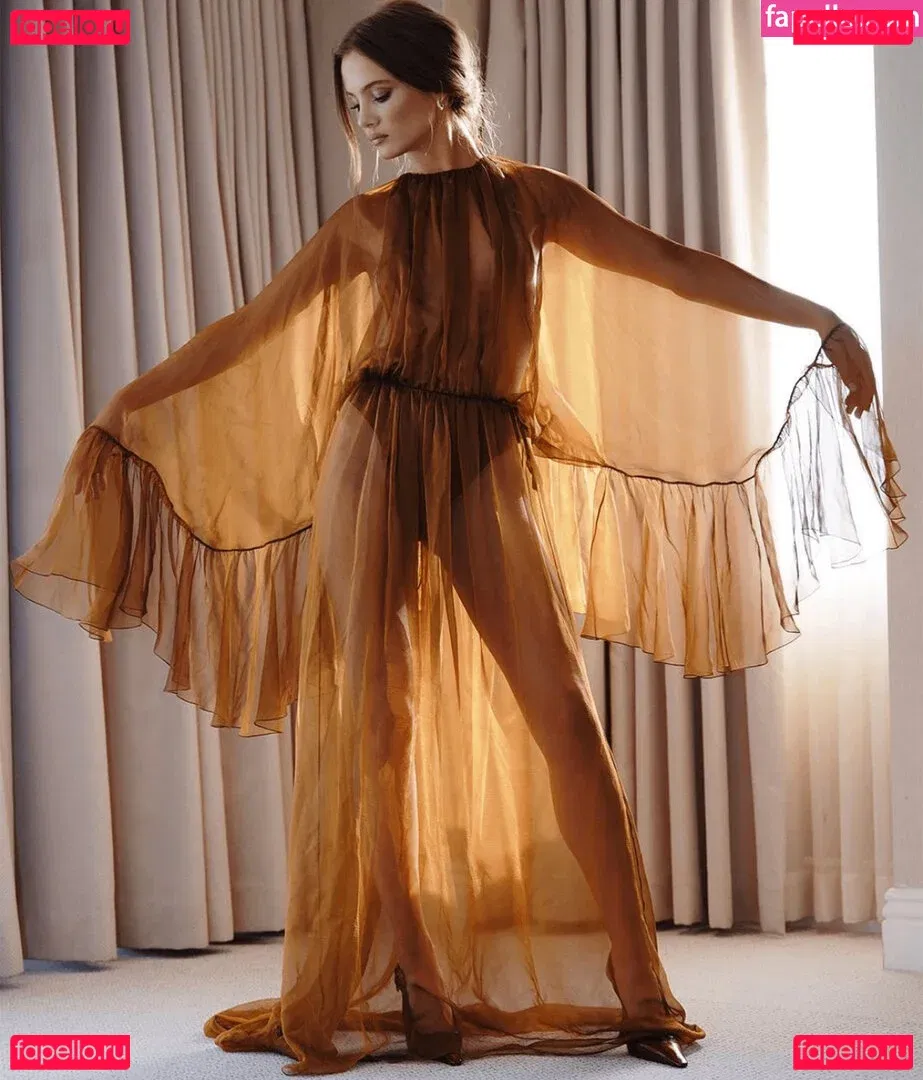 Freya A Onlyfans Photo Gallery 