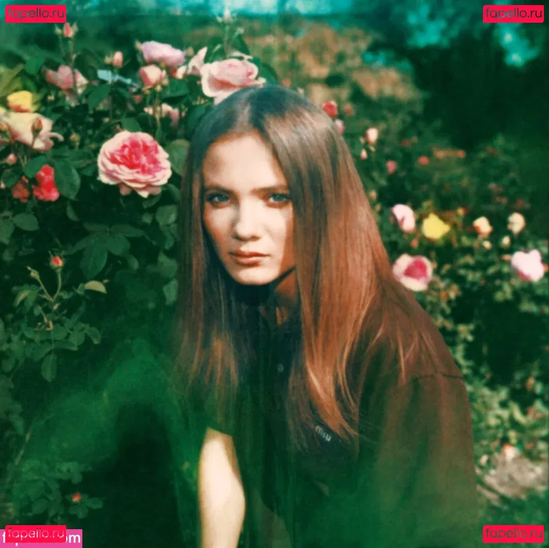 Freya A Onlyfans Photo Gallery 