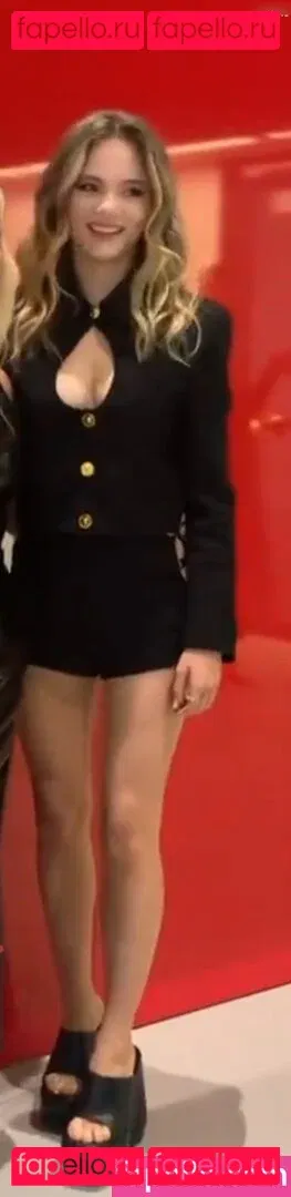 Freya A Onlyfans Photo Gallery 