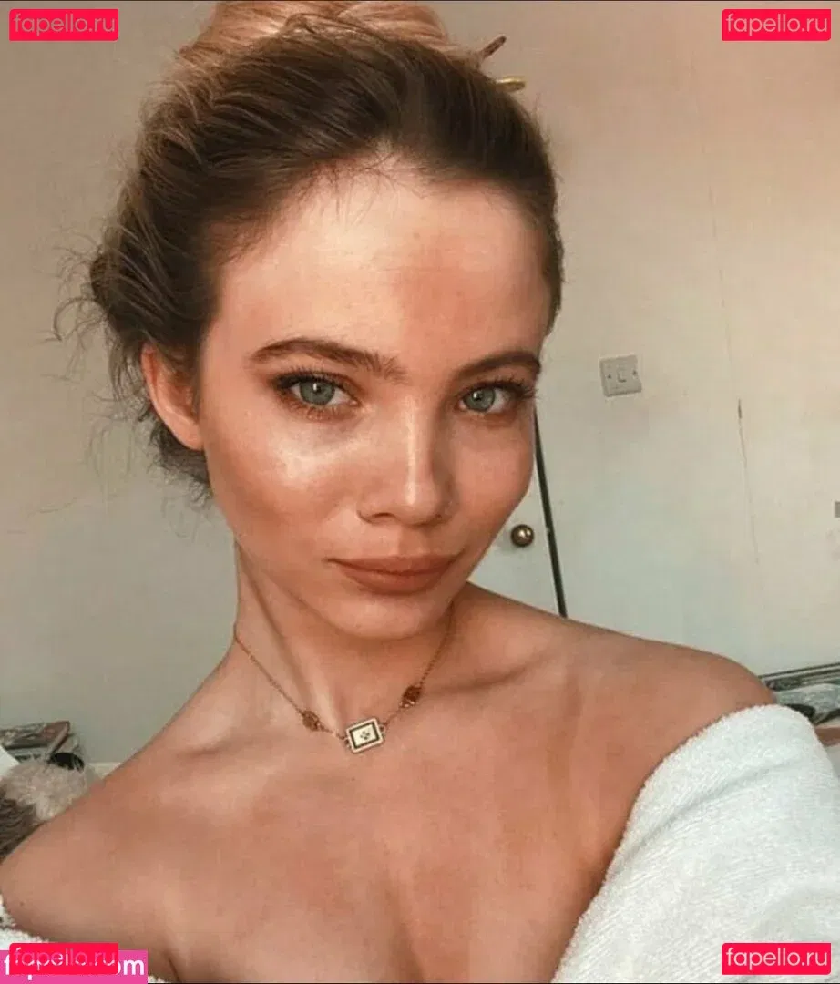 Freya A Onlyfans Photo Gallery 