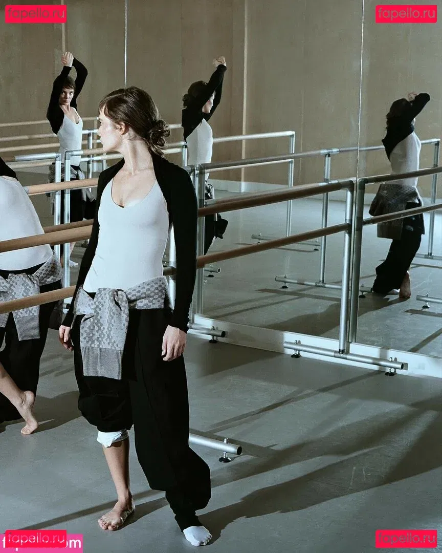 Freya A Onlyfans Photo Gallery 