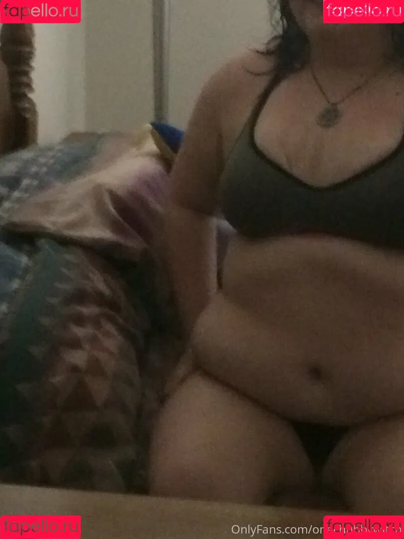 onechubbywitch Onlyfans Photo Gallery 