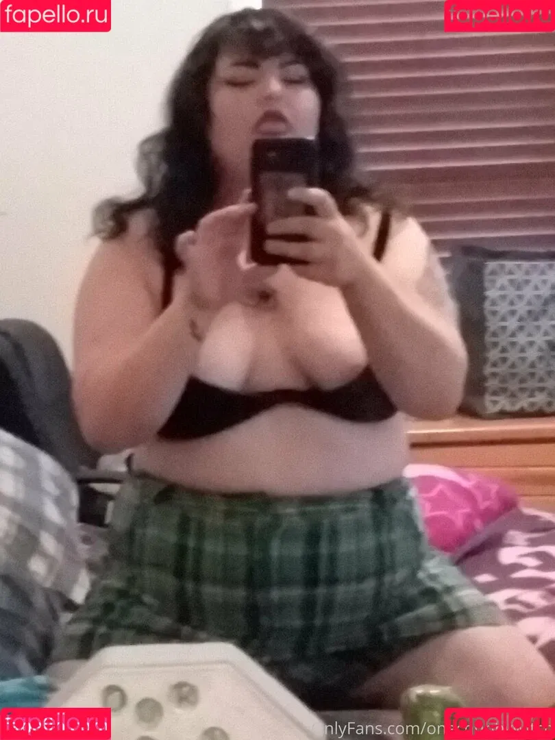 onechubbywitch Onlyfans Photo Gallery 