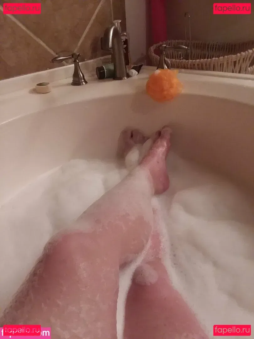 onechubbywitch Onlyfans Photo Gallery 