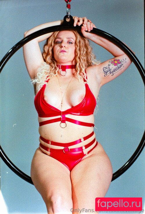 takinitvintage Nude Onlyfans Photo 11